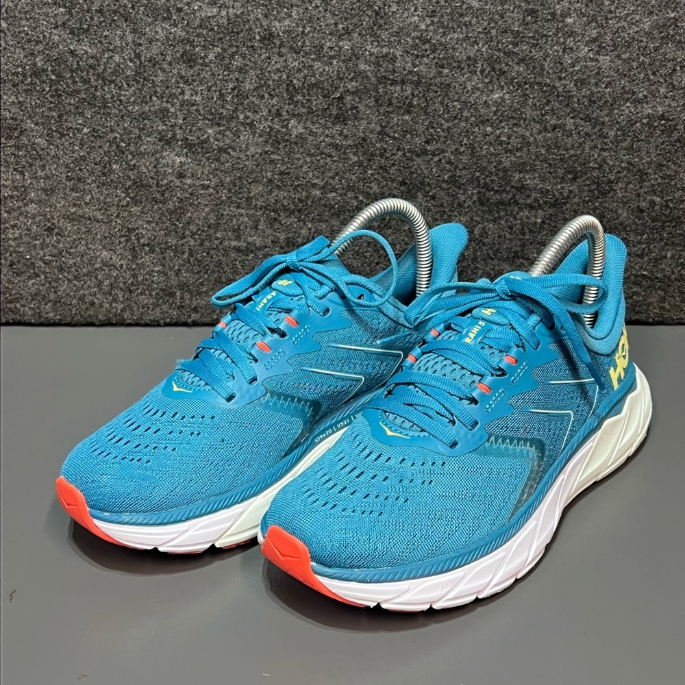 HOKA Women's Arahi 5 Size 6.5 - Picture 3 of 14